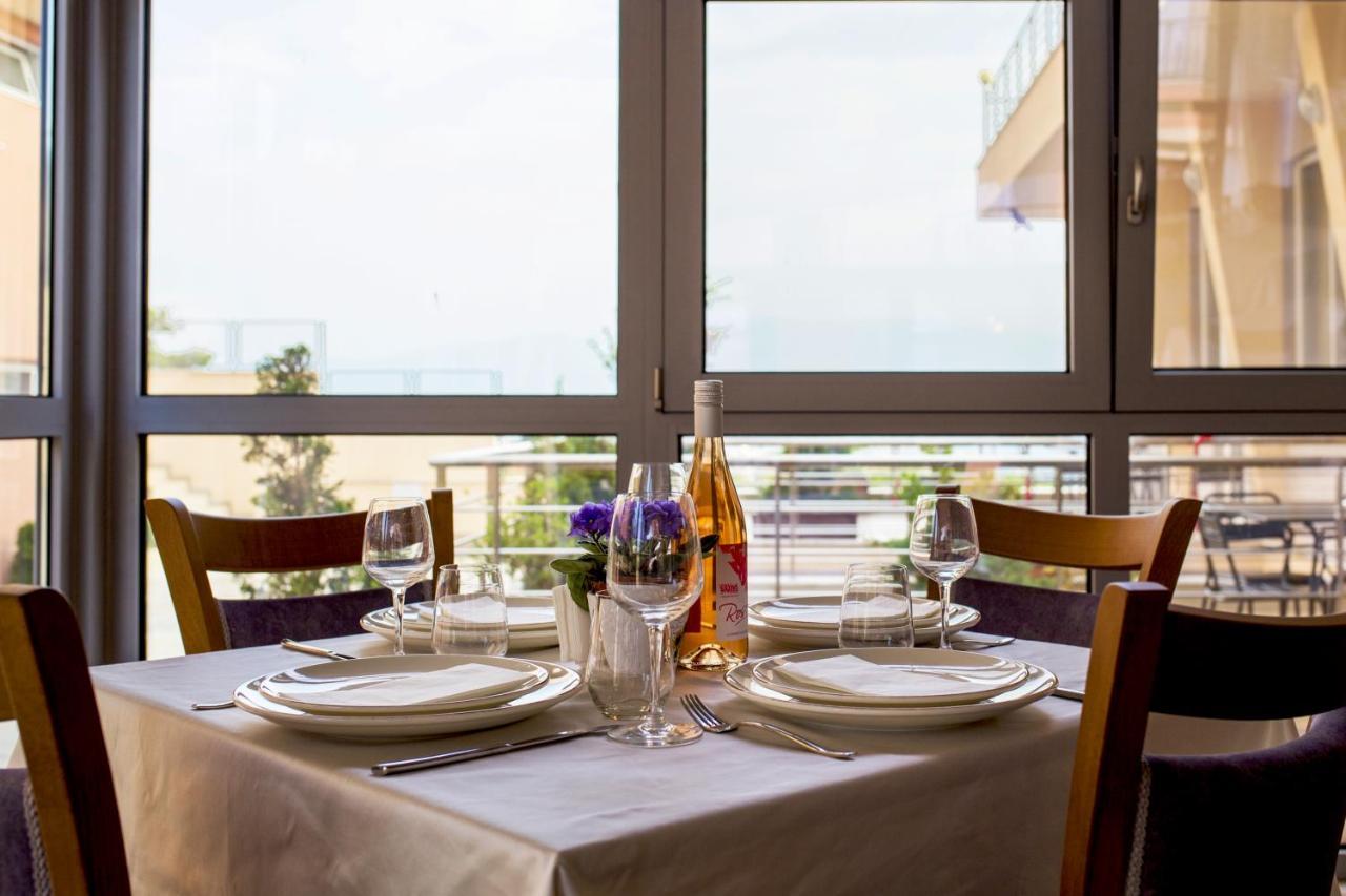 סנדנסקי Aquasun Family Hotel מראה חיצוני תמונה